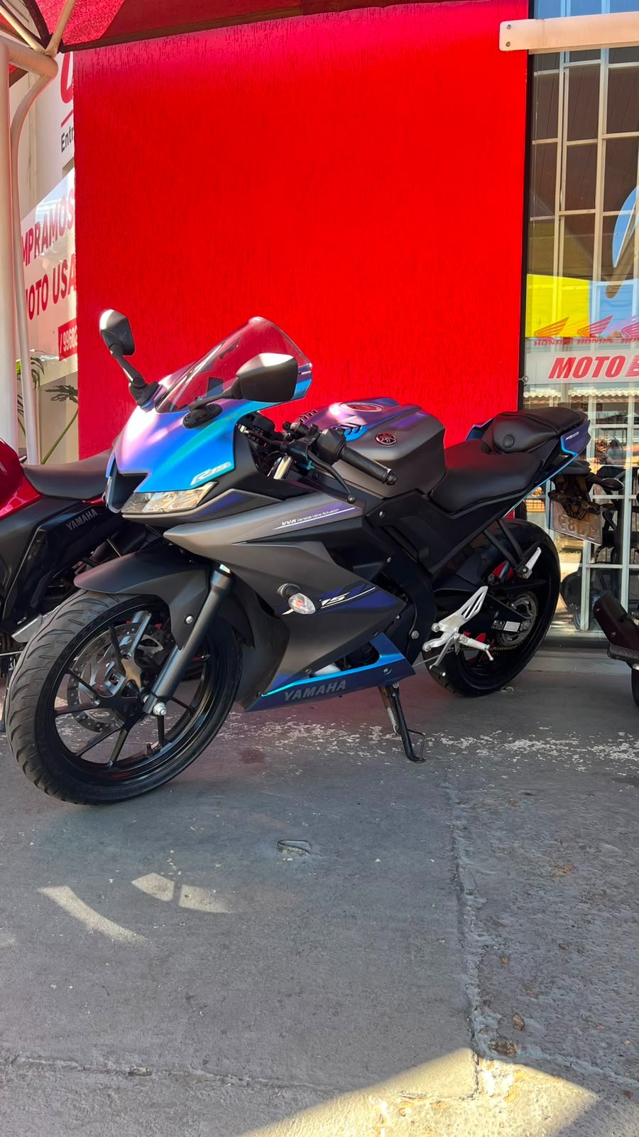 R15